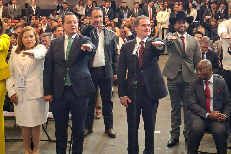 Toma de Protesta Mesa Directiva de la AALMAC 2025-2026